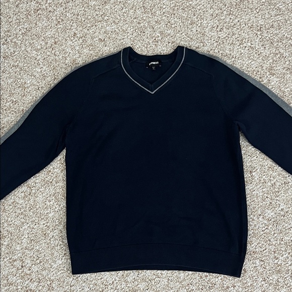 Express Navy V-Neck Sweater with Gray Accents - XL - Picture 2 of 7